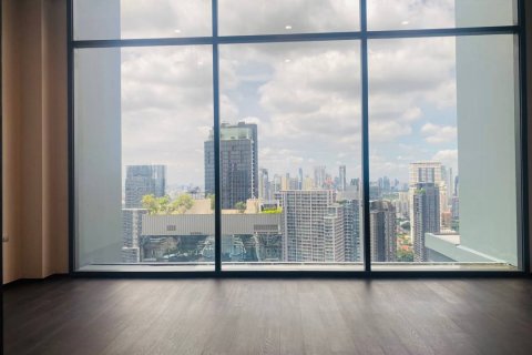 Condominio de 4 dormitorios en Watthana, Bangkok, Tailandia № 133954 - foto 16