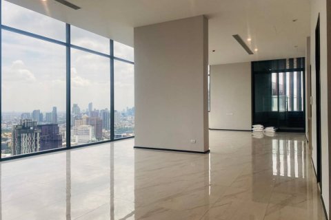 Condominio de 4 dormitorios en Watthana, Bangkok, Tailandia № 133954 - foto 11