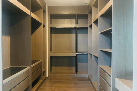 Condominio de 4 dormitorios en Watthana, Bangkok, Tailandia № 133954 - foto 9
