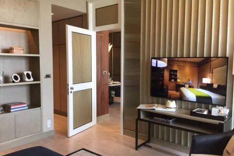 Condominio de 2 dormitorios en Khlong San, Bangkok, Tailandia № 133949 - foto 10