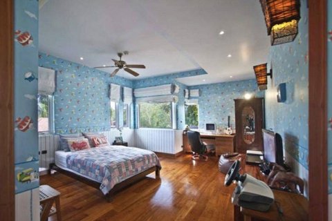 Chalet de 5 dormitorios en Phuket, Tailandia № 133948 - foto 15