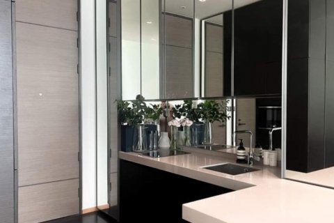 Condominio de 1 dormitorio en Pathum Wan, Bangkok, Tailandia № 133952 - foto 4