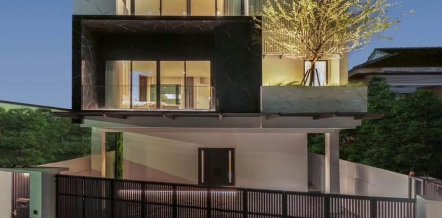 Condominio de 4 dormitorios en Watthana, Bangkok, Tailandia № 133950