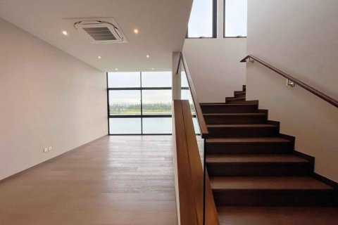 Chalet de 7 dormitorios en Bang Phli Yai, Tailandia № 133953 - foto 7