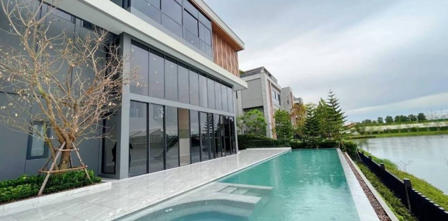 Chalet de 7 dormitorios en Bang Phli Yai, Tailandia № 133953