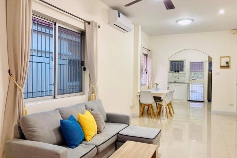 Casa de 2 dormitorios en Hua Hin, Tailandia № 157295 - foto 11