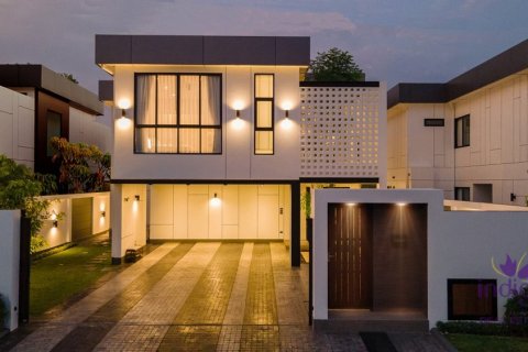 Haus in Hang Dong, Thailand 4 Schlafzimmer № 200438 - Foto 4