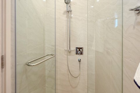 Condominio de 2 dormitorios en Bangkok, Tailandia № 166874 - foto 10