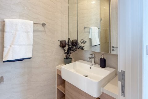 Condominio de 2 dormitorios en Bangkok, Tailandia № 166874 - foto 9