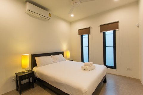 Chalet de 3 dormitorios en Pattaya, Tailandia № 163828 - foto 19