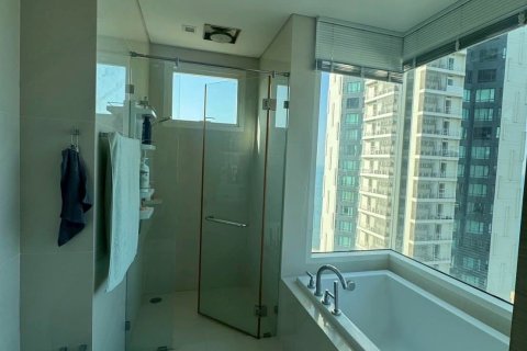 Apartamento de 3 habitaciones en Pattaya, Tailandia № 163827 - foto 12