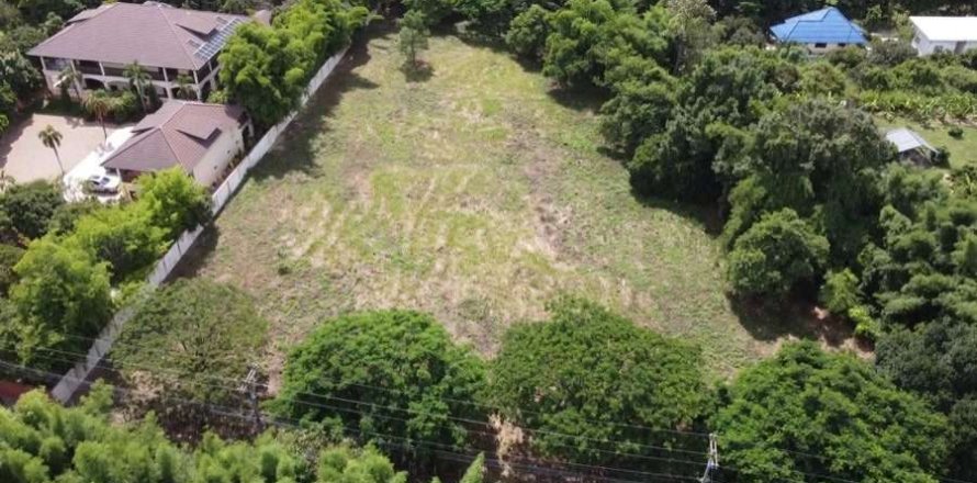 Terreno en Chiang Mai, Tailandia № 220496