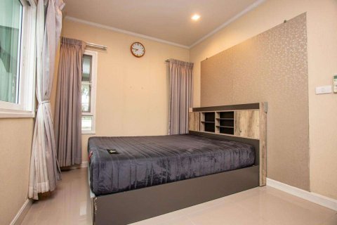 Casa de 4 dormitorios en Chiang Mai, Tailandia № 220497 - foto 5