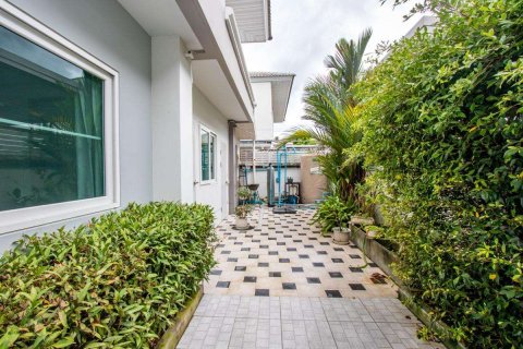 Casa de 4 dormitorios en Chiang Mai, Tailandia № 220497 - foto 29