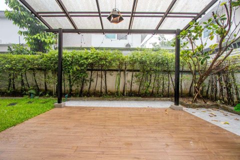 Casa de 4 dormitorios en Chiang Mai, Tailandia № 220497 - foto 9