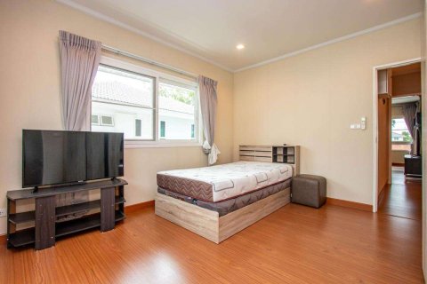 Casa de 4 dormitorios en Chiang Mai, Tailandia № 220497 - foto 24