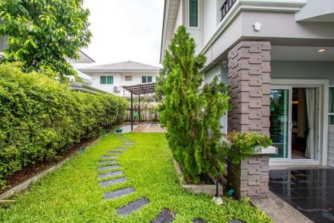 Casa de 4 dormitorios en Chiang Mai, Tailandia № 220497 - foto 21