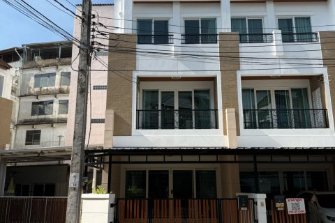 Reihenhaus in Thung Khru, Bangkok, Thailand 3 Schlafzimmer № 161633