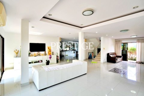 บ้านในพัทยา, ประเทศไทย 4 ห้องนอน № 198702 - รูปถ่าย 13