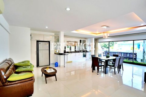 บ้านในพัทยา, ประเทศไทย 4 ห้องนอน № 198702 - รูปถ่าย 14