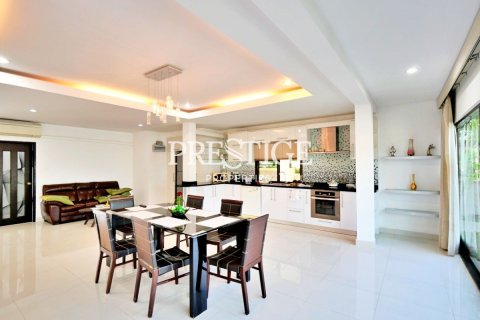 บ้านในพัทยา, ประเทศไทย 4 ห้องนอน № 198702 - รูปถ่าย 18