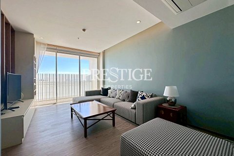Condominio de 3 dormitorios en Pattaya, Tailandia № 198701