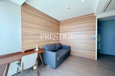 Condo in Pattaya, Thailand, 3 bedrooms  № 198701 - photo 17