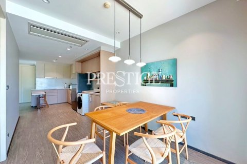 Condo in Pattaya, Thailand, 3 bedrooms  № 198701 - photo 8