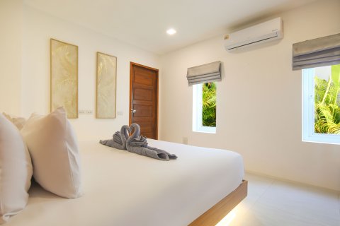 Chalet de 3 dormitorios en Ko Samui, Tailandia № 158420 - foto 12