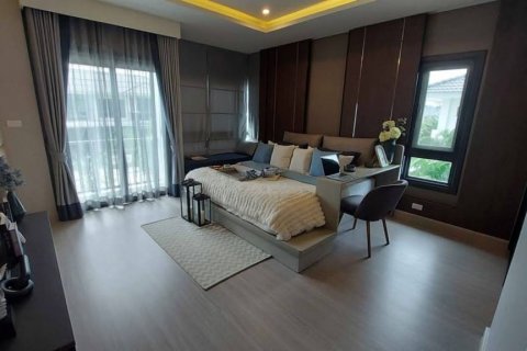 Haus in Phuket, Thailand 4 Schlafzimmer № 119177 - Foto 7