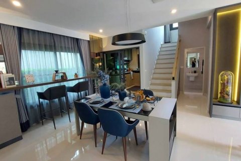Haus in Phuket, Thailand 4 Schlafzimmer № 119177 - Foto 3