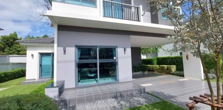 Haus in Phuket, Thailand 4 Schlafzimmer № 119177