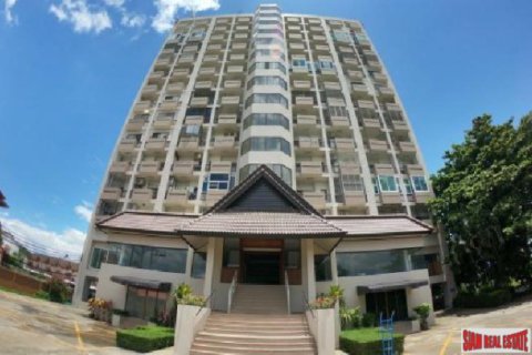 Apartamento de 2 dormitorios en Chiang Mai, Tailandia № 193779 - foto 5