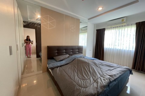 Sobre plano Trio Gems en Pattaya, Tailandia № 28880 - foto 15
