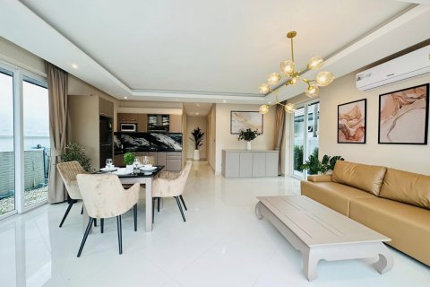 Casa de 2 dormitorios en Pattaya, Tailandia № 67498 - foto 6