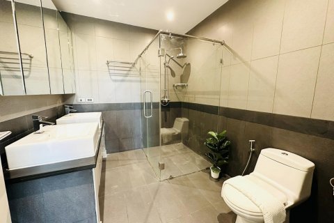 Casa de 2 dormitorios en Pattaya, Tailandia № 67498 - foto 18