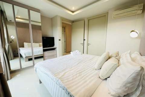 Casa de 2 dormitorios en Pattaya, Tailandia № 67498 - foto 17
