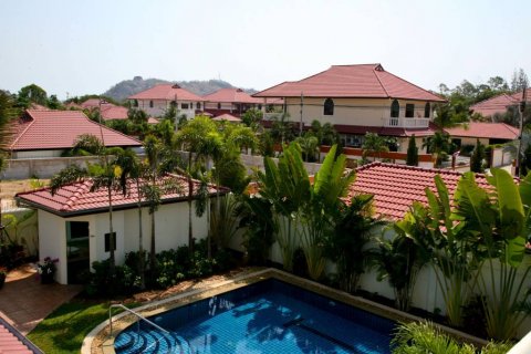 Casa de 4 dormitorios en Hua Hin, Tailandia № 116320 - foto 4