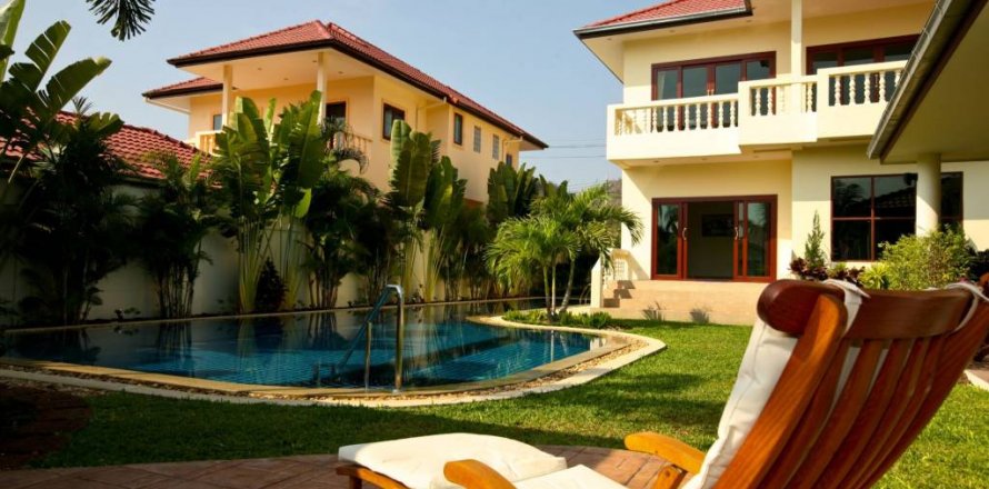 Casa de 4 dormitorios en Hua Hin, Tailandia № 116320