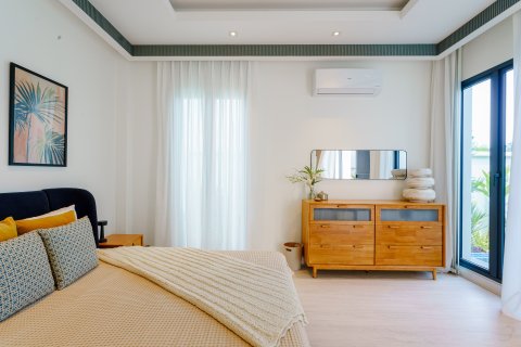 Chalet de 2 dormitorios en Cha-am, Tailandia № 157966 - foto 15