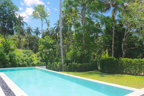 Casa de 4 dormitorios en Ko Samui, Tailandia № 117157 - foto 22