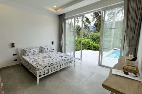 Casa de 4 dormitorios en Ko Samui, Tailandia № 117157 - foto 12