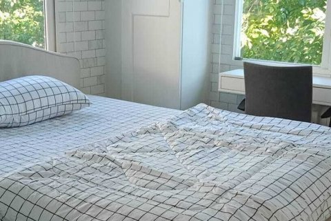 Casa de 3 dormitorios en Samut Prakan, Tailandia № 141586 - foto 6