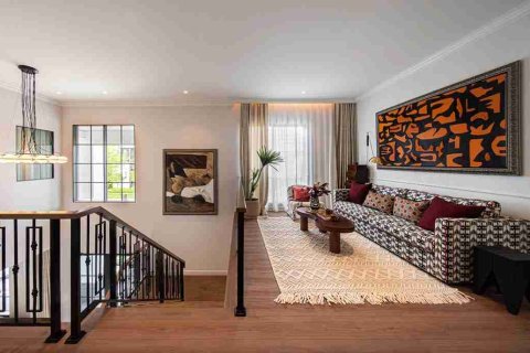 Casa de 4 dormitorios en Bangkok, Tailandia № 183932 - foto 16