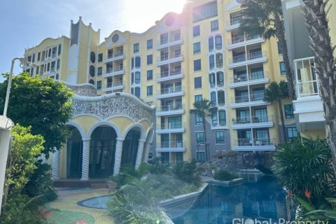 Condo in Pattaya, Thailand, 2 bedrooms in Espana Condo Resort  № 171479