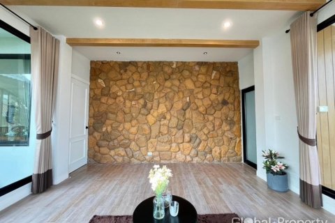 House in Pattaya, Thailand 4 bedrooms № 171473 - photo 23