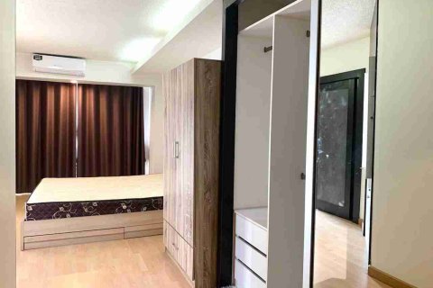 Condominio de 1 dormitorio en Bangkok, Tailandia № 183681 - foto 11