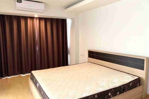Condominio de 1 dormitorio en Bangkok, Tailandia № 183681 - foto 12