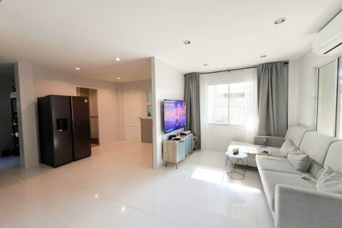 Adosado de 3 dormitorios en Ko Samui, Tailandia № 147698 - foto 2