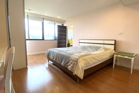Condo à Watthana, Bangkok, Thaïlande, 1 chambre  № 200932 - photo 9